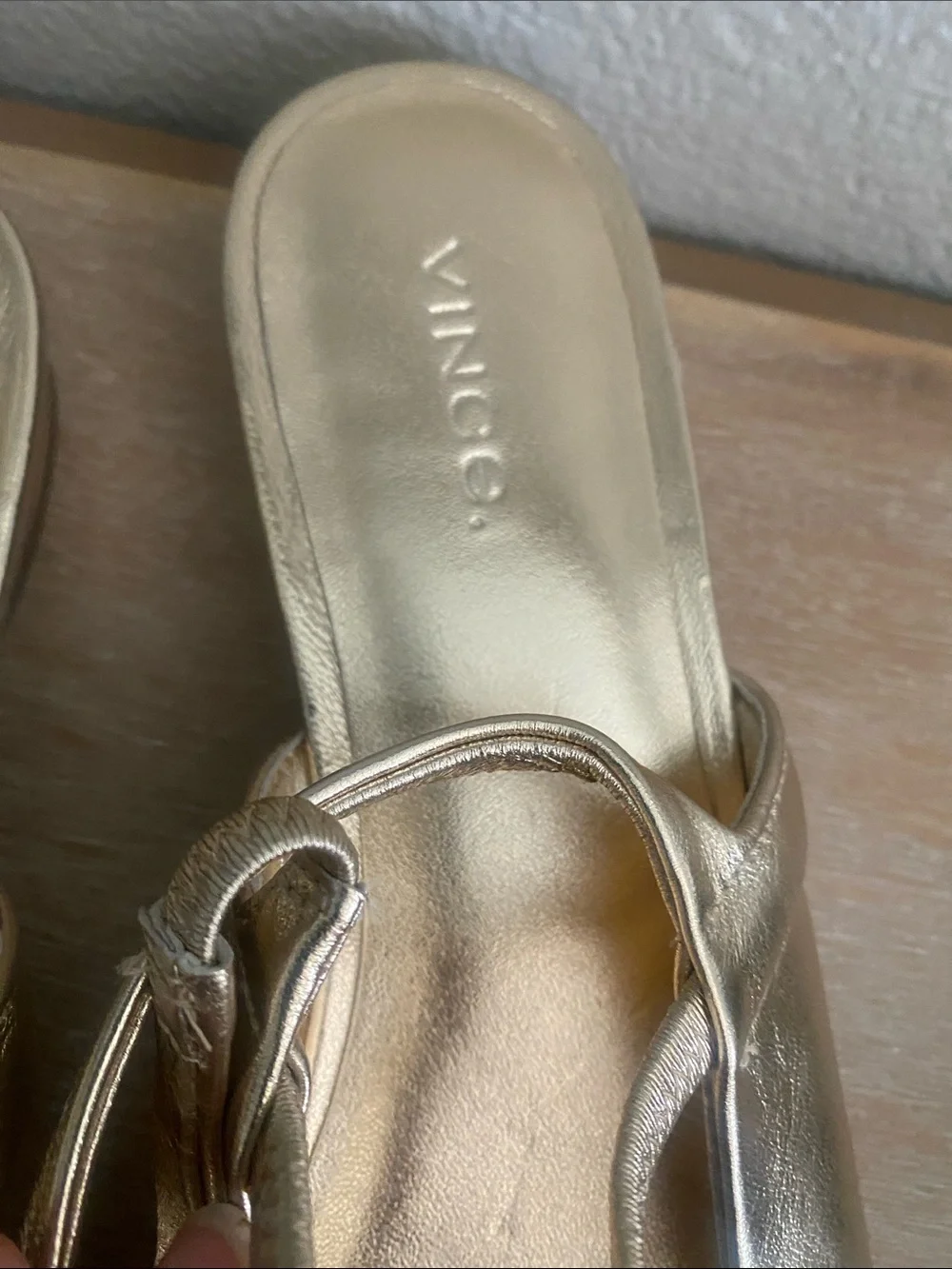 Vince Venice Leather Slingback Flats Gold Metalic Size 9